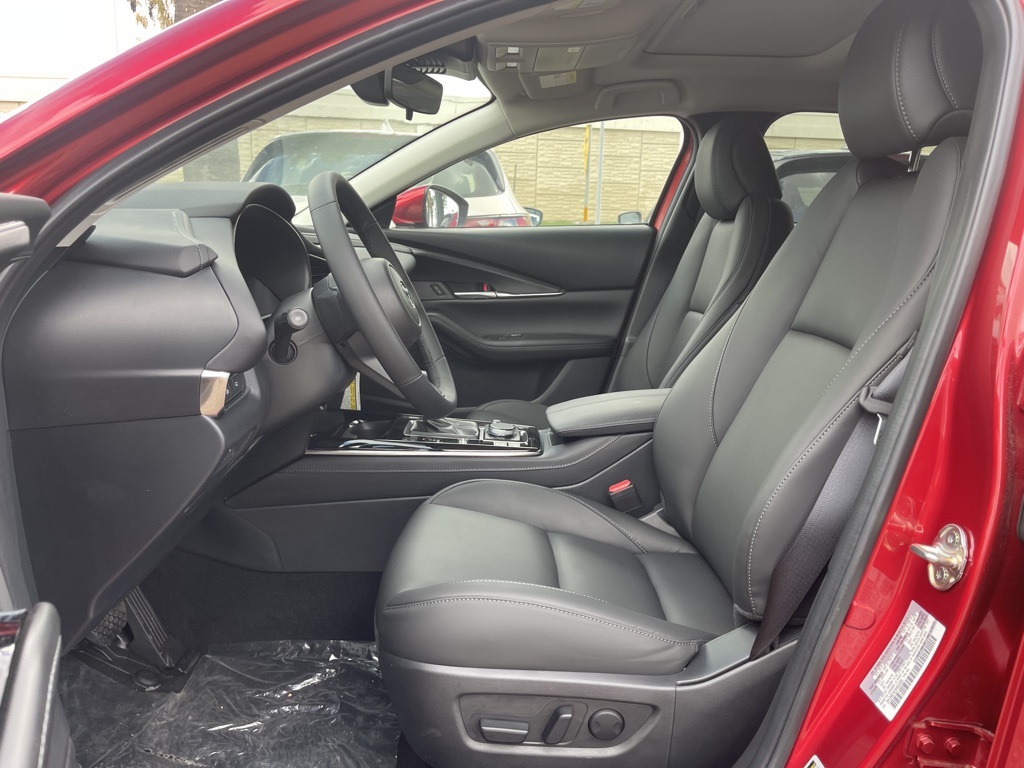 2025 Mazda CX-30 2.5 S Preferred photo 13