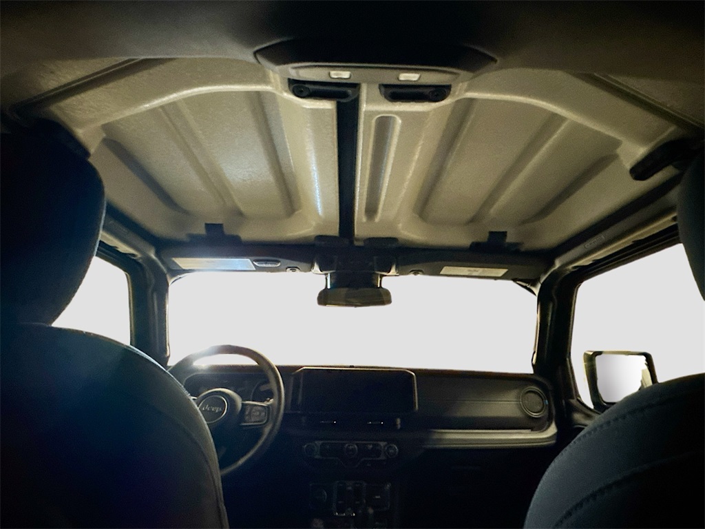 2024 Jeep Wrangler Rubicon 4xe photo 15