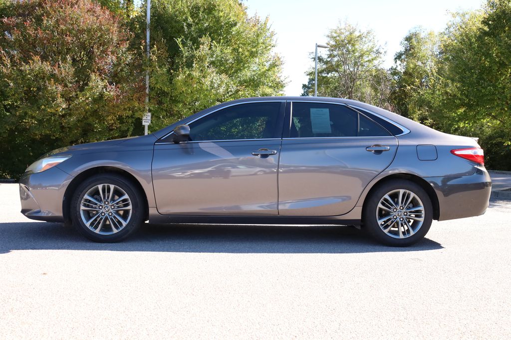 Used 2017 Toyota Camry SE with VIN 4T1BF1FK1HU309482 for sale in West Columbia, SC