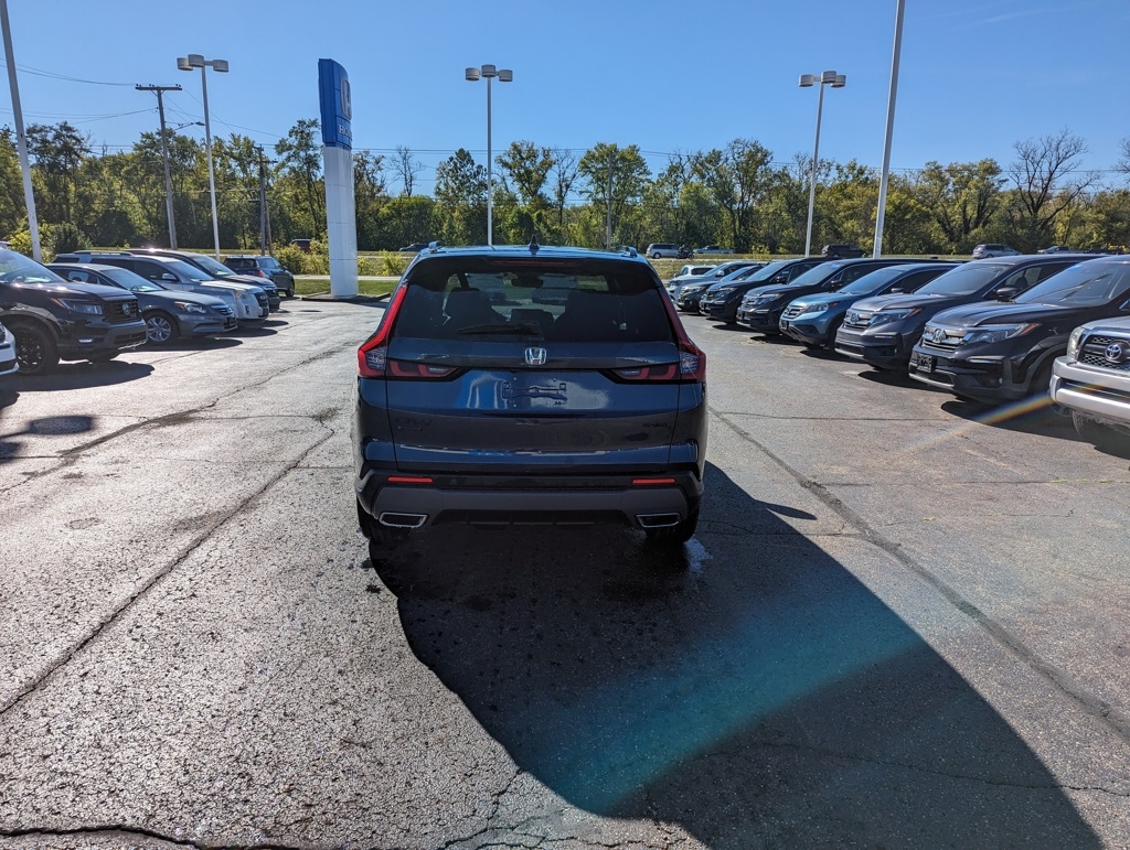 2026 Honda CR-V Hybrid Sport-L photo 3
