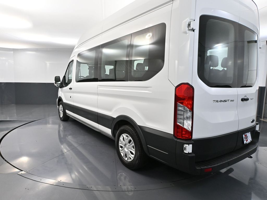 2023 Ford Transit photo 4