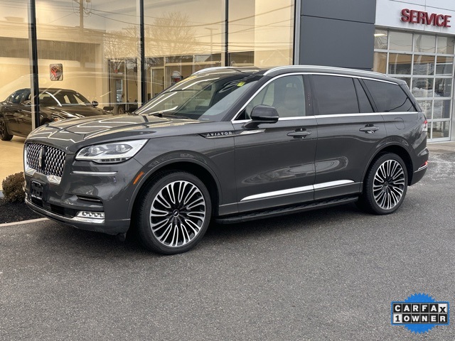 2023 Lincoln Aviator Black Label's photo