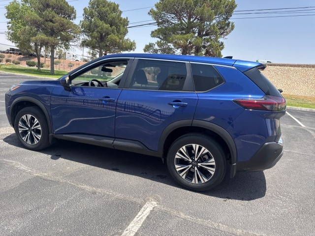 Used 2023 Caspian Blue Metallic Nissan SV image 24