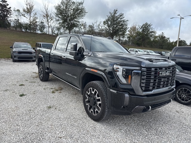 2024 GMC Sierra 2500HD Denali Ultimate's photo