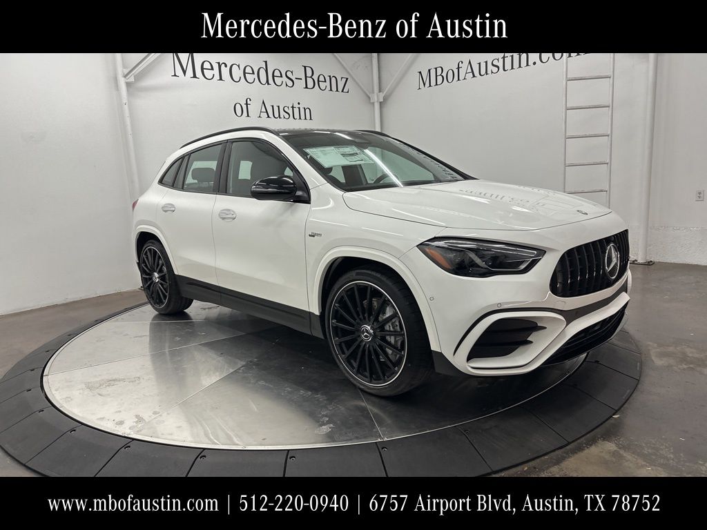 2026 Mercedes-Benz GLA AMG GLA 35's photo