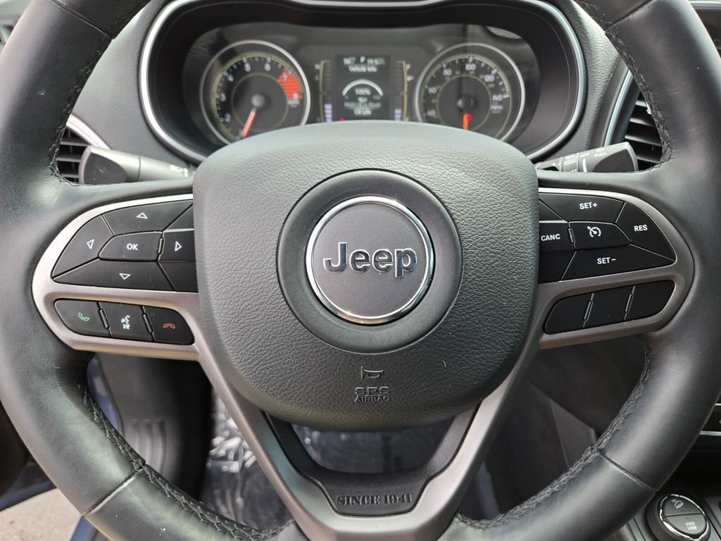 2021 Jeep Cherokee Latitude Lux photo 17