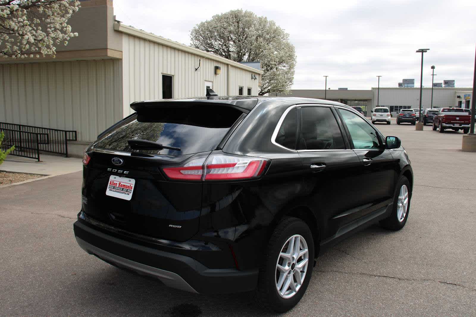 2024 Ford Edge SEL photo 9