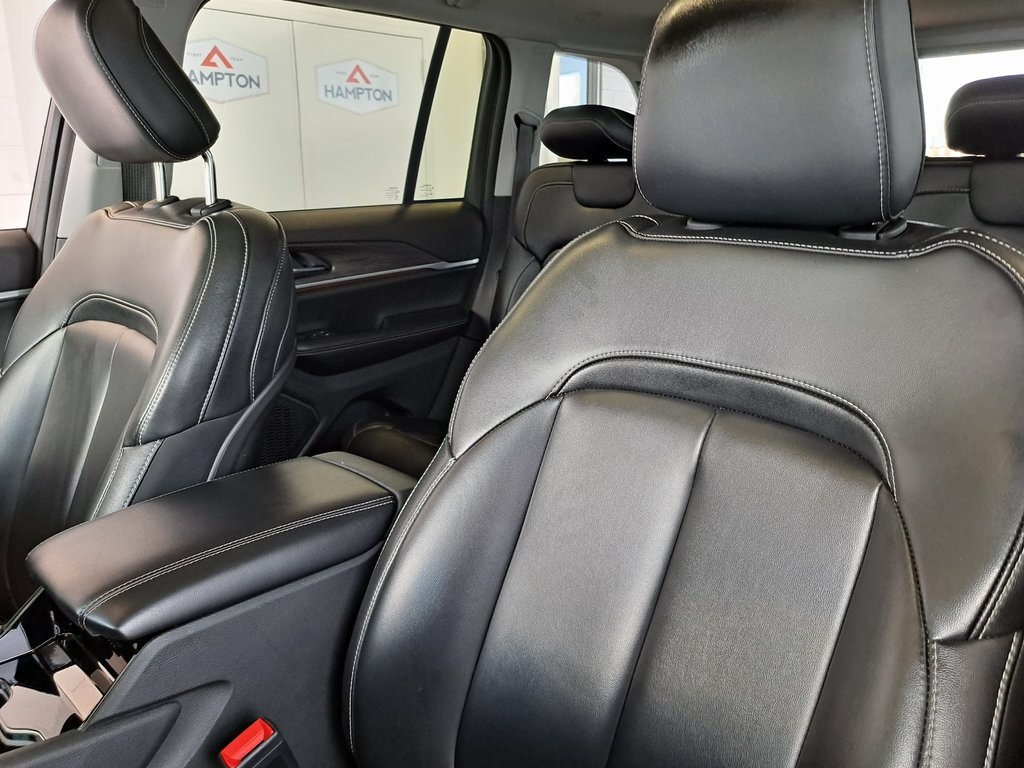 2023 Jeep Grand Cherokee Limited photo 25