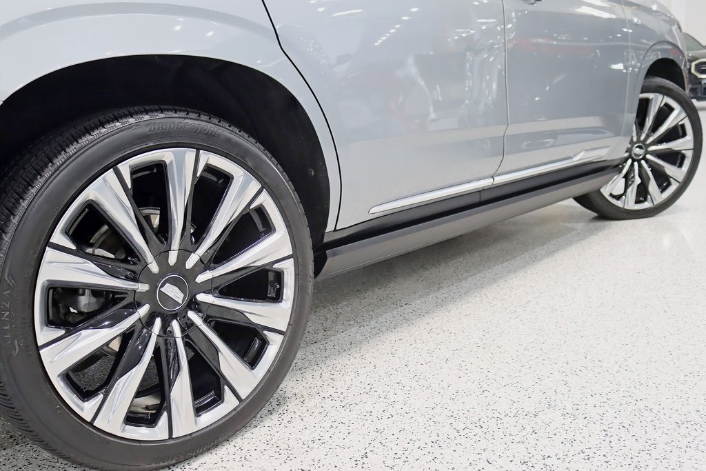 2025 Cadillac Escalade Premium Luxury photo 12