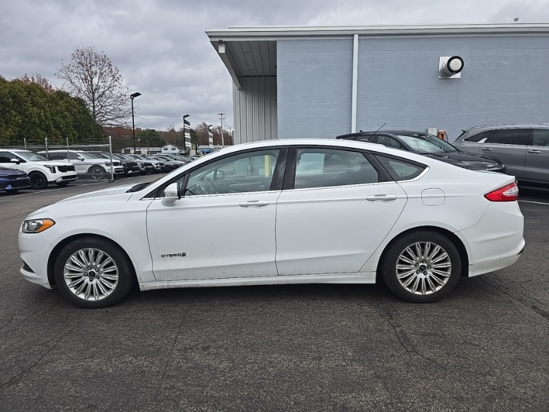 2015 Ford Fusion Hybrid SE photo 4