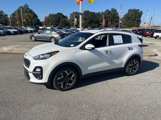 2020 Kia Sportage EX photo 2