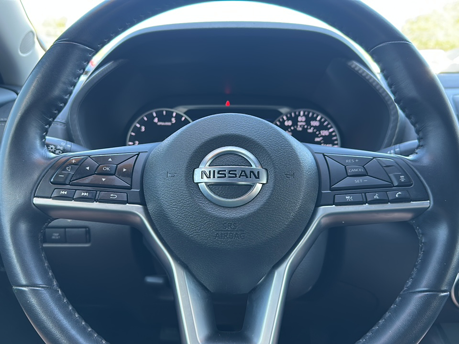 2020 Nissan Sentra SV photo 14