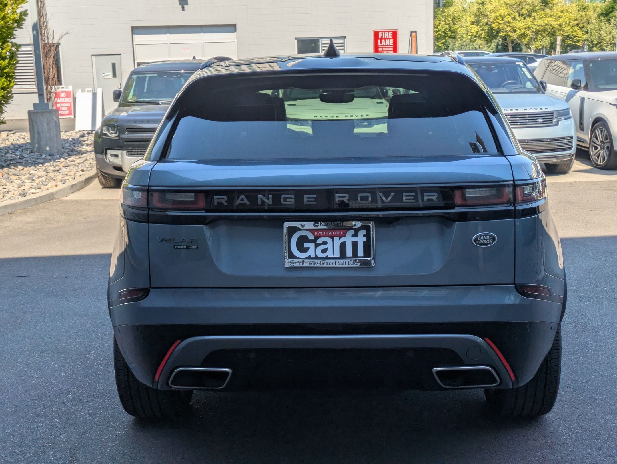 2020 Land Rover Range Rover Velar R-Dynamic HSE photo 4
