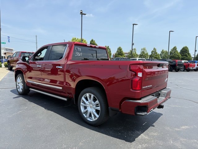 2025 Chevrolet Silverado 1500 High Country photo 4