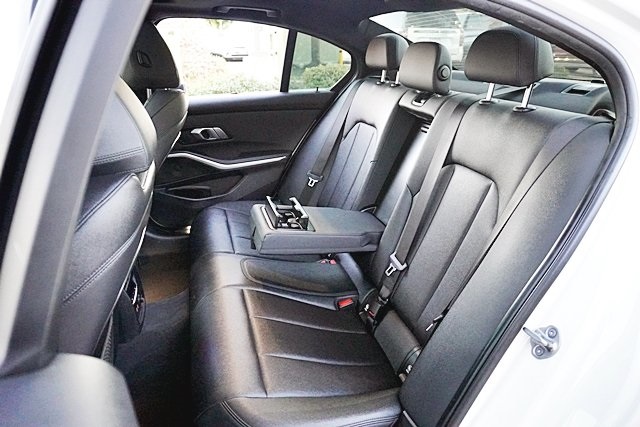 Used 2020 White BMW 330i image 16
