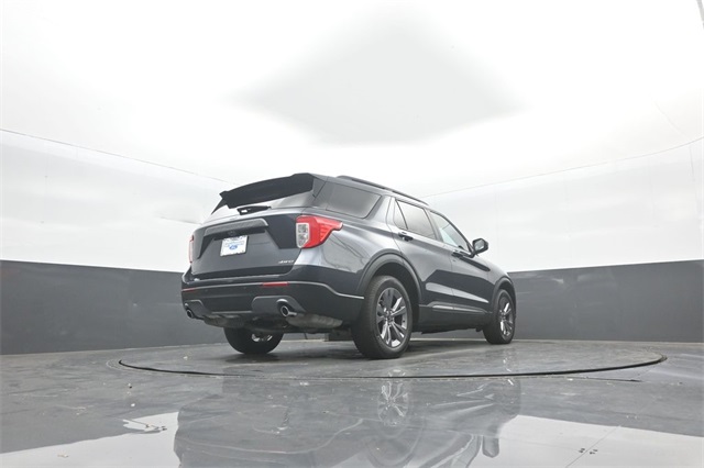 2022 Ford Explorer XLT photo 32