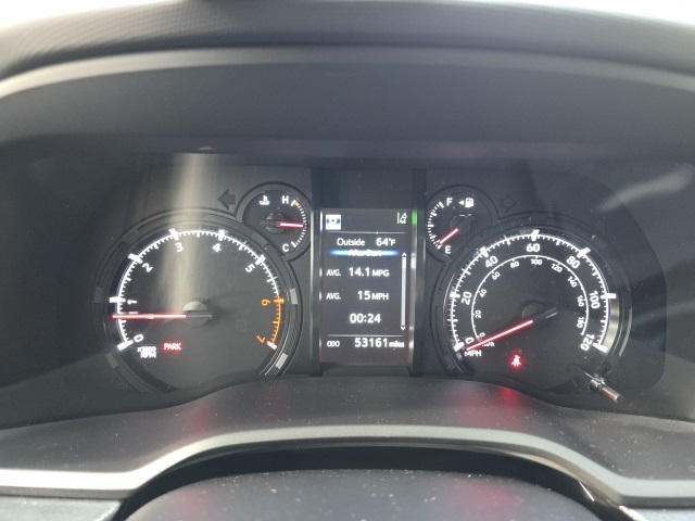2022 Toyota 4Runner SR5 photo 13