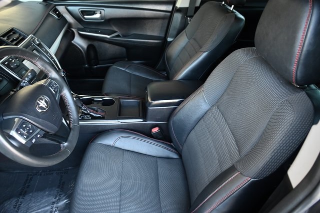 2017 Toyota Camry LE photo 8