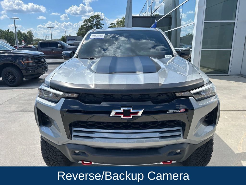 2024 Chevrolet Colorado ZR2 photo 3