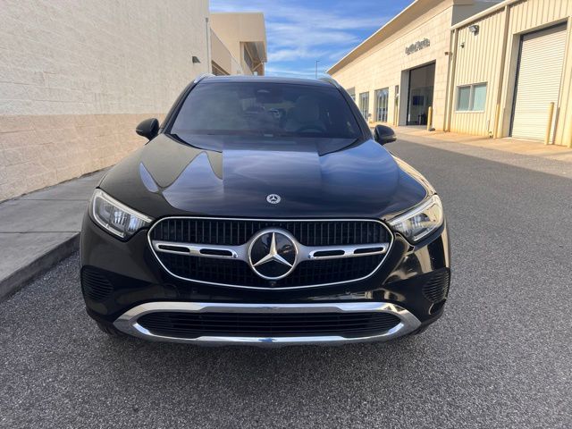 2025 Mercedes Benz GLC 350e 4MATIC photo 2