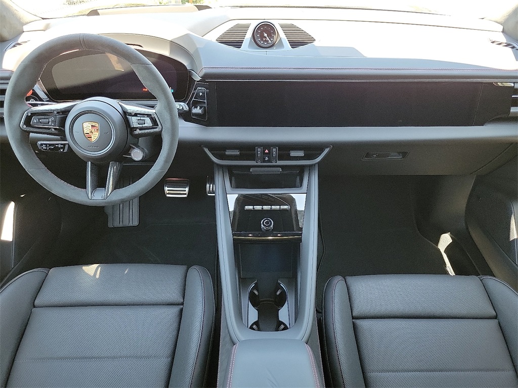 2025 Porsche Macan Electric photo 12