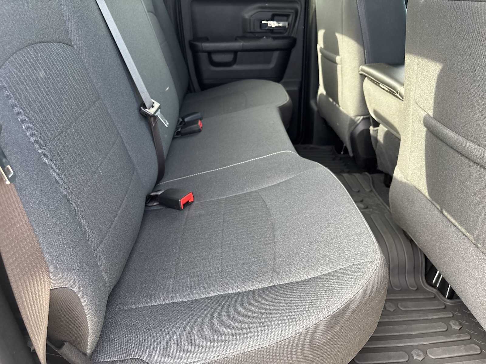 2022 Ram 1500 Classic Warlock photo 14