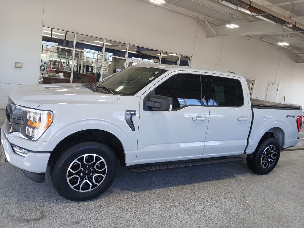 2023 Ford F-150 XLT photo 4