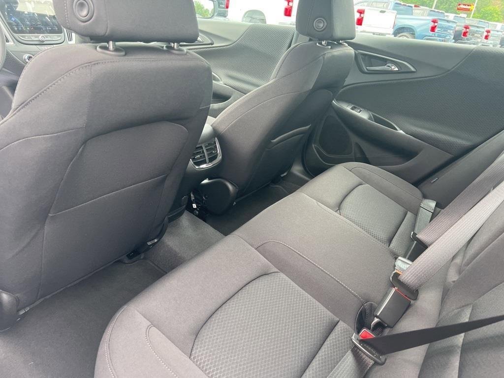 2024 Chevrolet Malibu 1LT photo 8