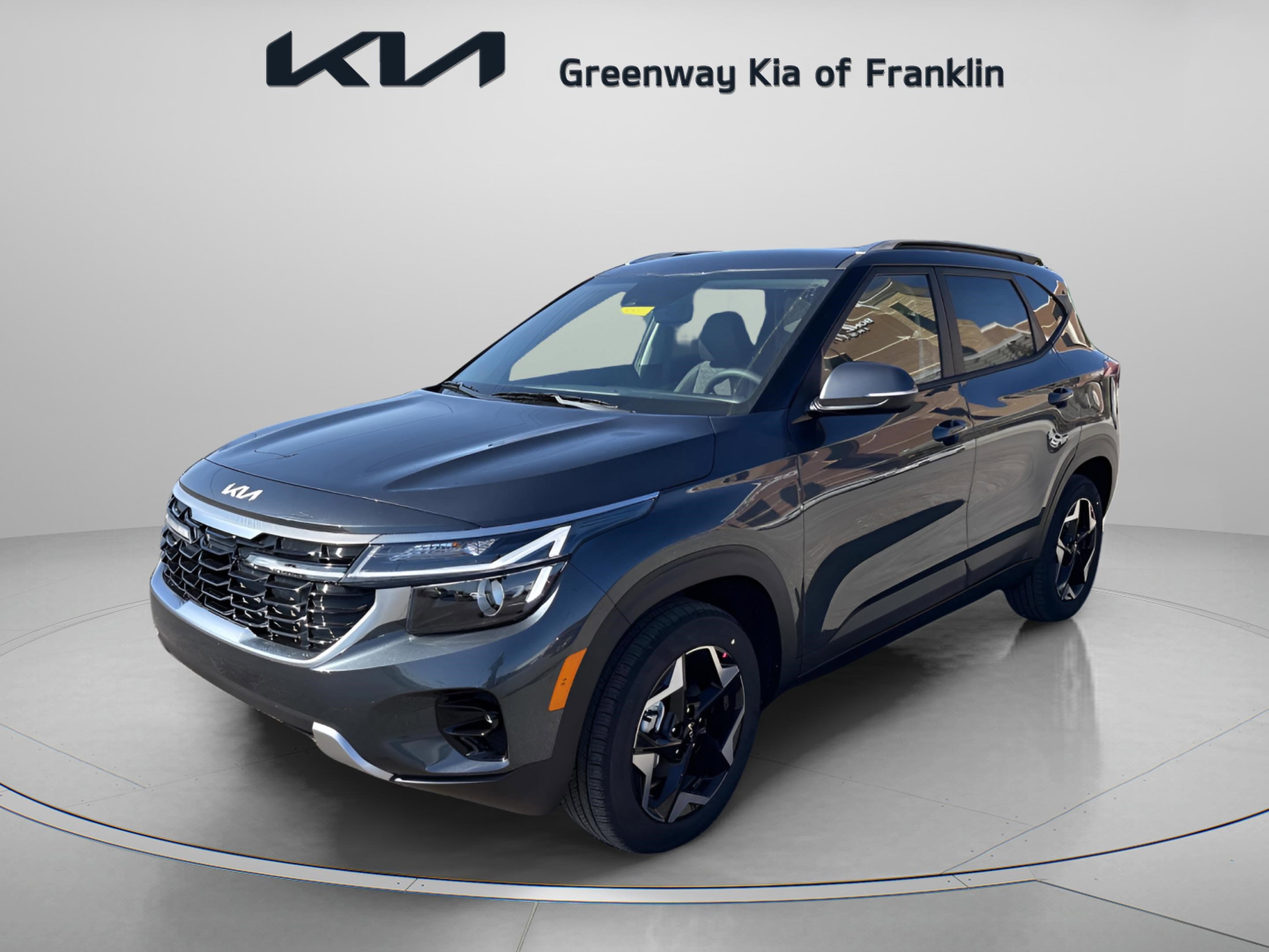 2026 Kia Seltos S photo 3