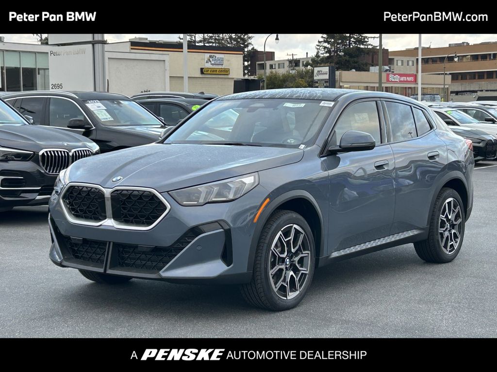 2026 BMW X2 28i's photo