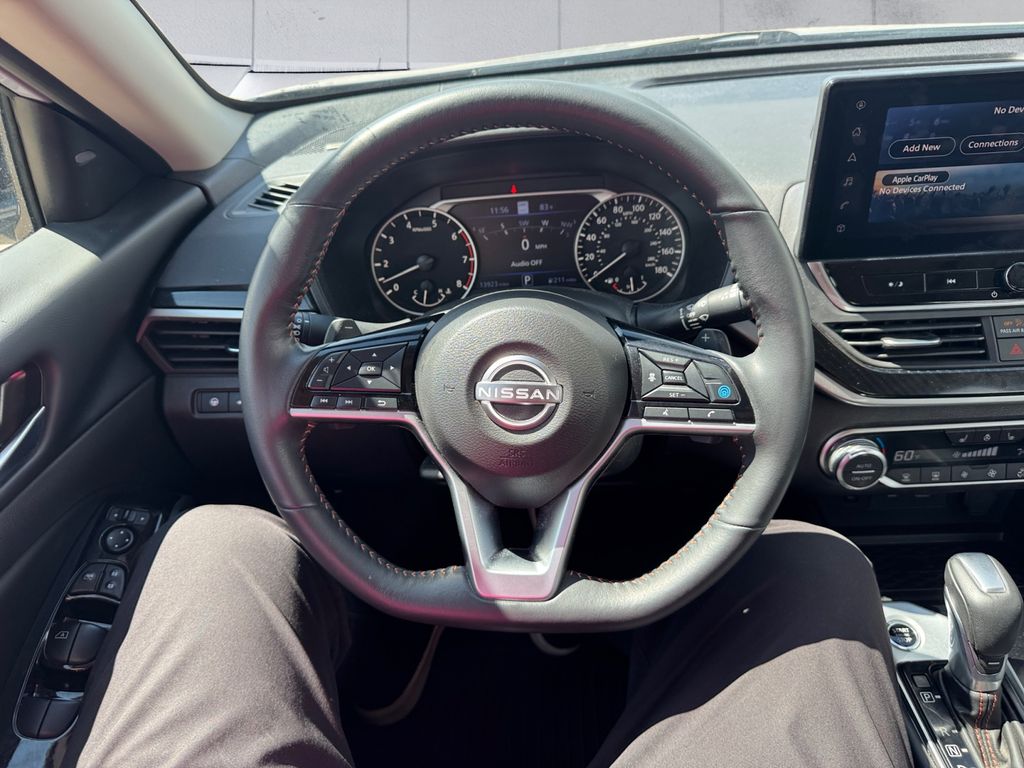 2024 Nissan Altima SR photo 8