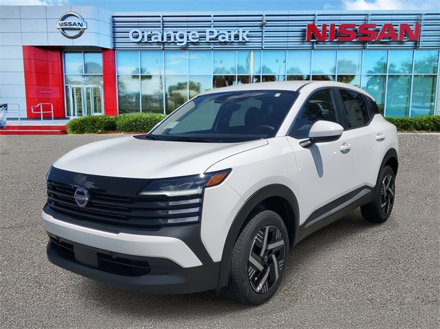 2025 Nissan Kicks SV photo 3