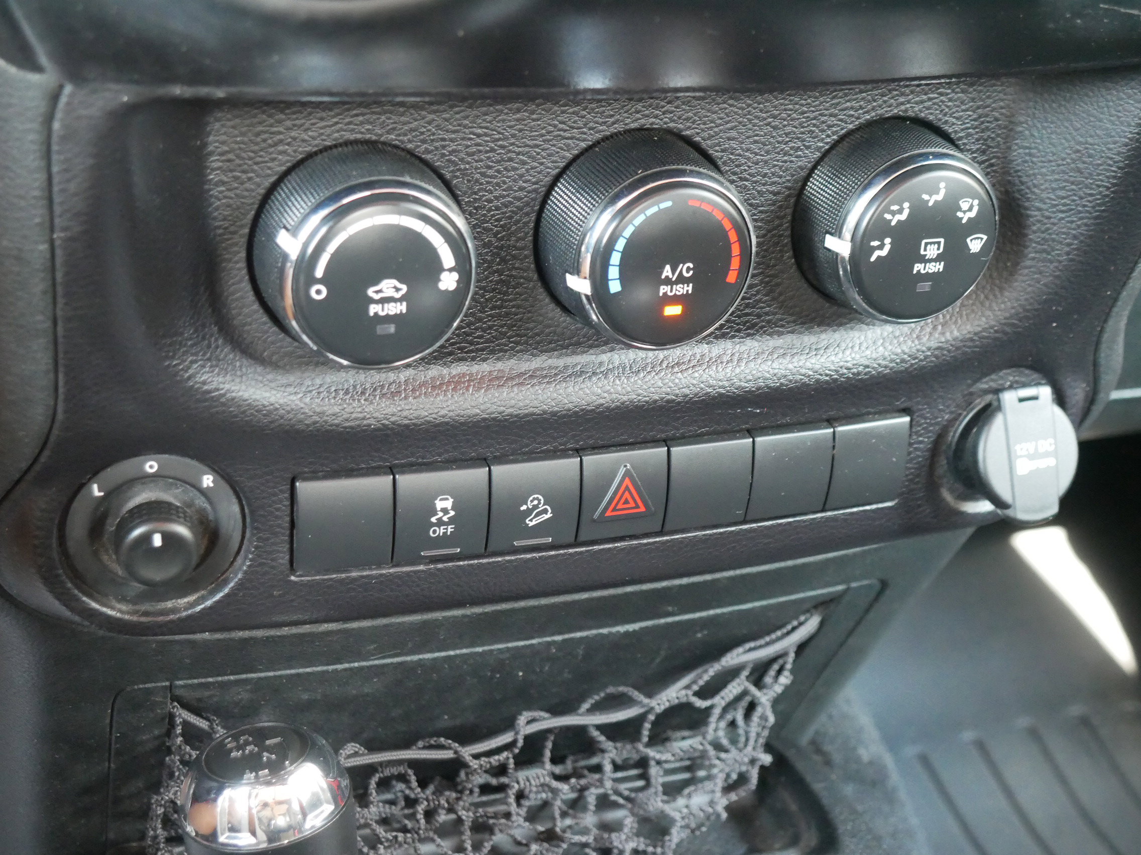 2015 Jeep Wrangler Unlimited Sport photo 10