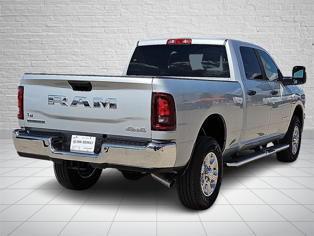 2025 Ram 2500 Big Horn photo 4