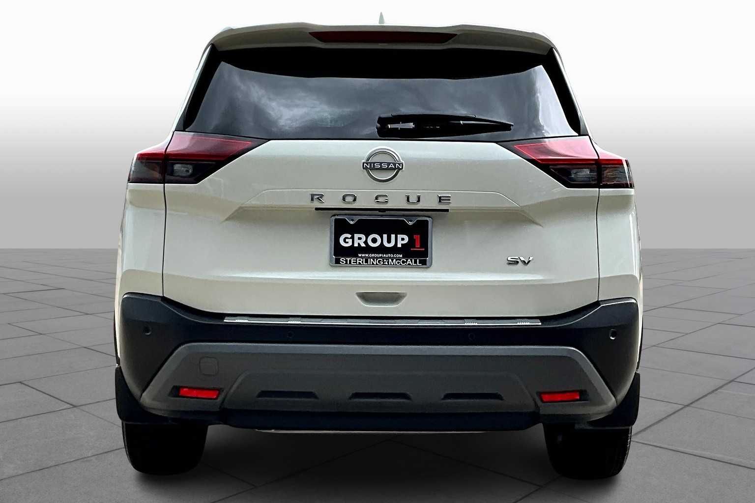 2023 Nissan Rogue SV photo 4