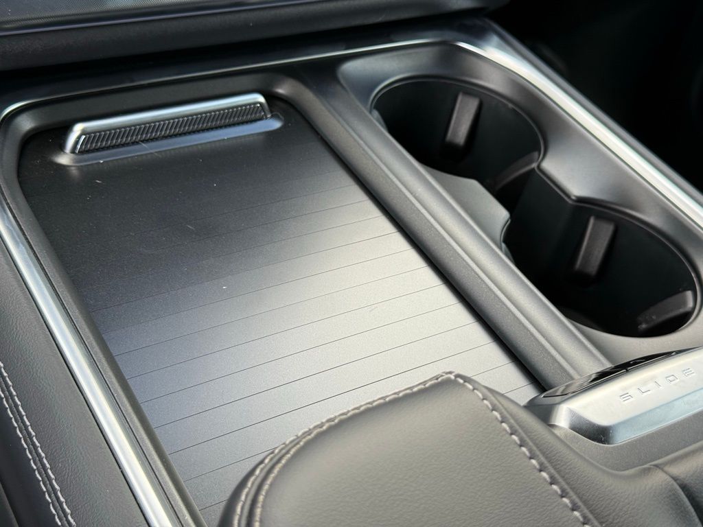 2025 Ford Expedition Platinum photo 11