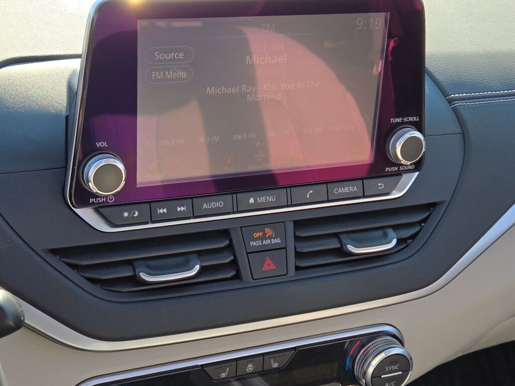 2020 Nissan Altima 2.5 SV photo 19