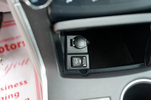 2015 Toyota Camry Base photo 14