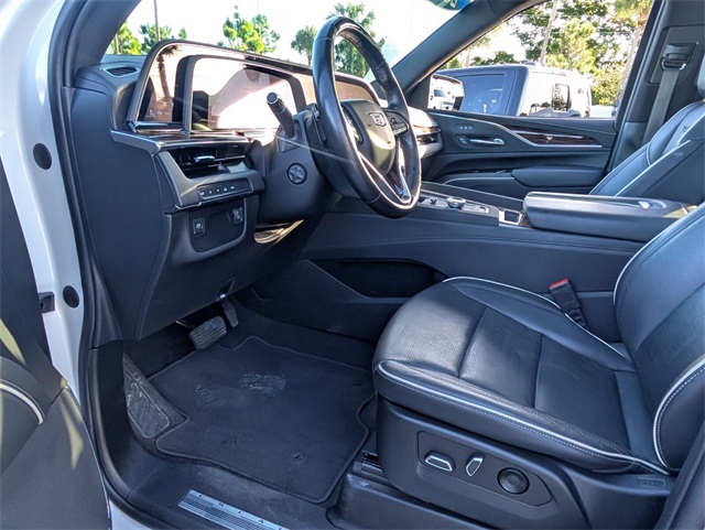 Used 2022 Crystal White Tri-Coat Cadillac Premium Luxury image 7