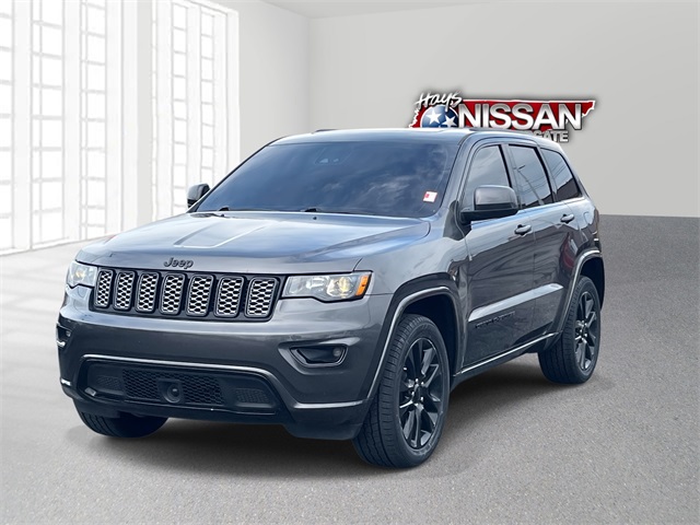 2021 Jeep Grand Cherokee Laredo X photo 2