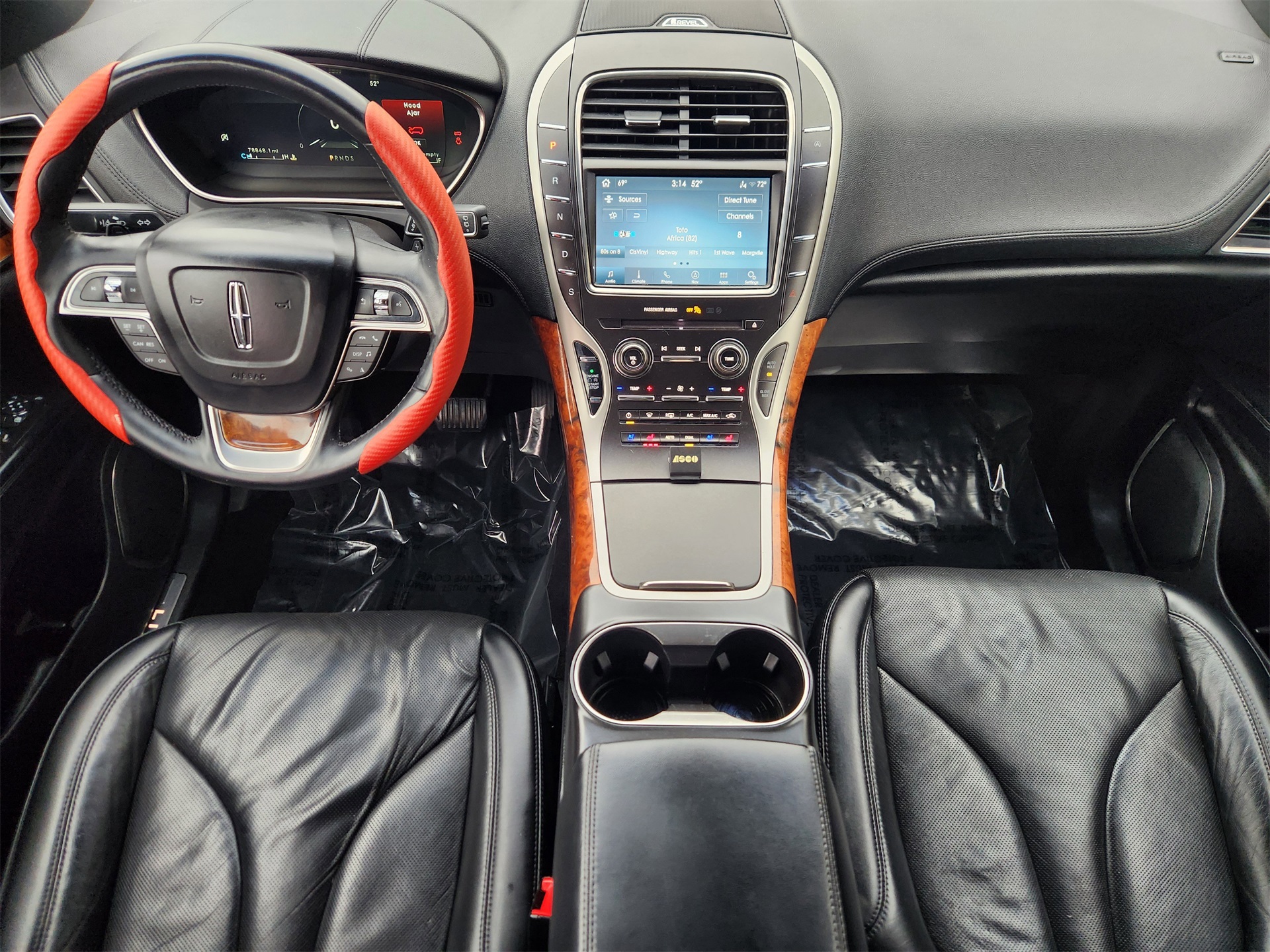 Used 2019 Lincoln Nautilus Reserve with VIN 2LMPJ6L98KBL14070 for sale in The Woodlands, TX