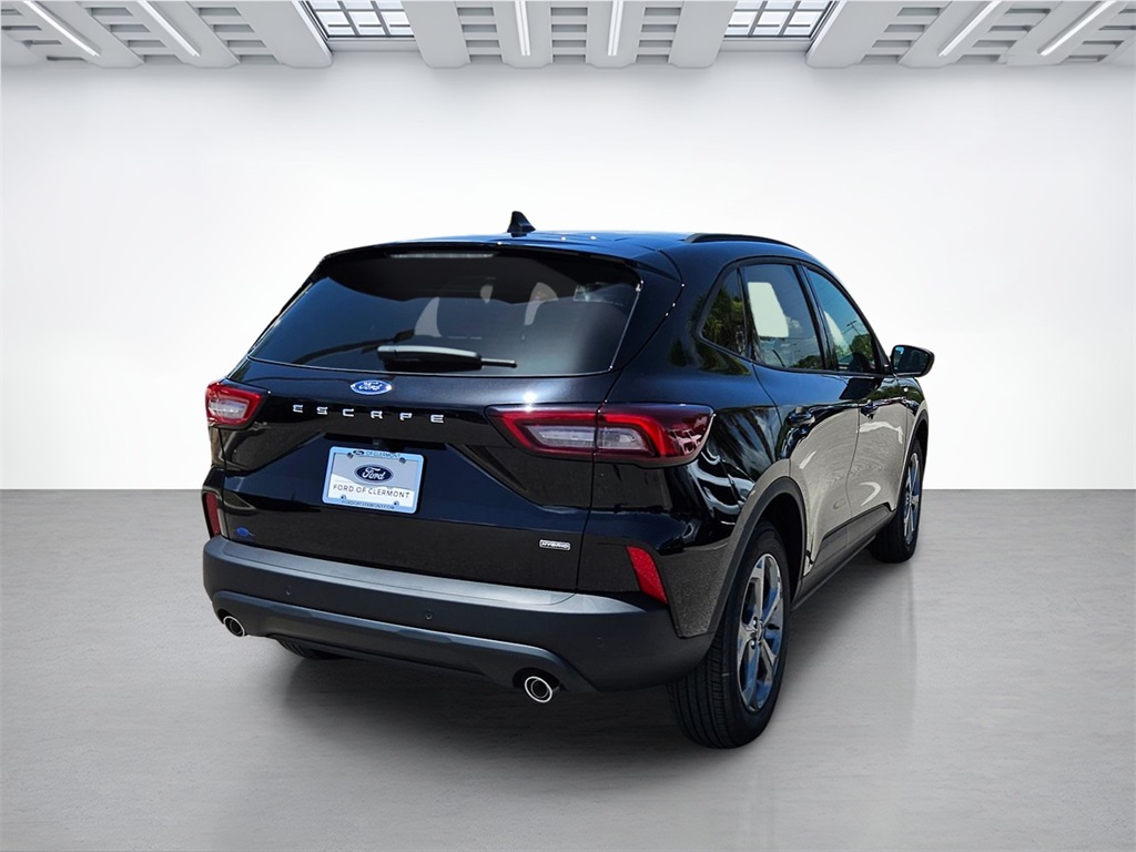 2025 Ford Escape ST-Line Hybrid photo 5