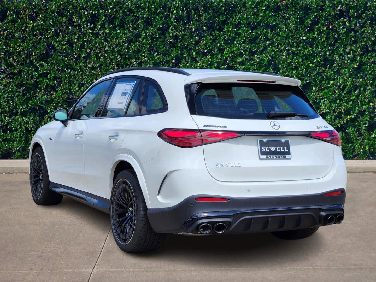 2025 Mercedes Benz GLC AMG 43 photo 4