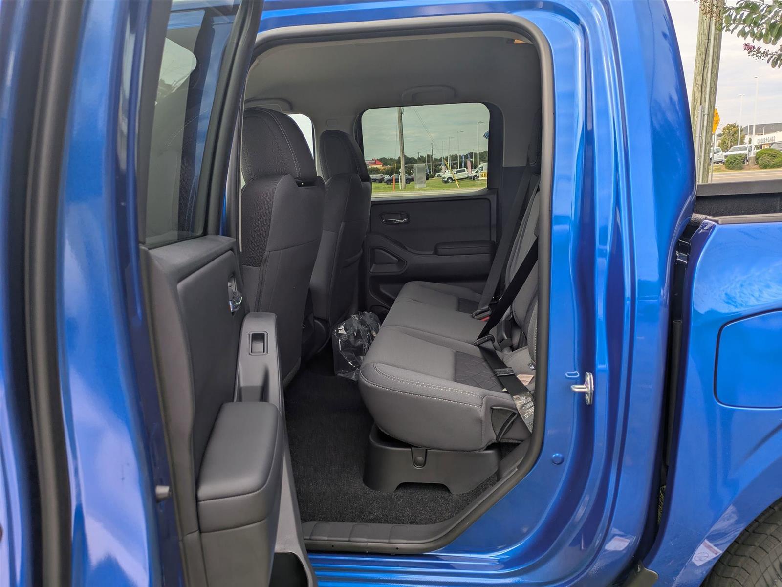 2026 Nissan Frontier SV photo 24