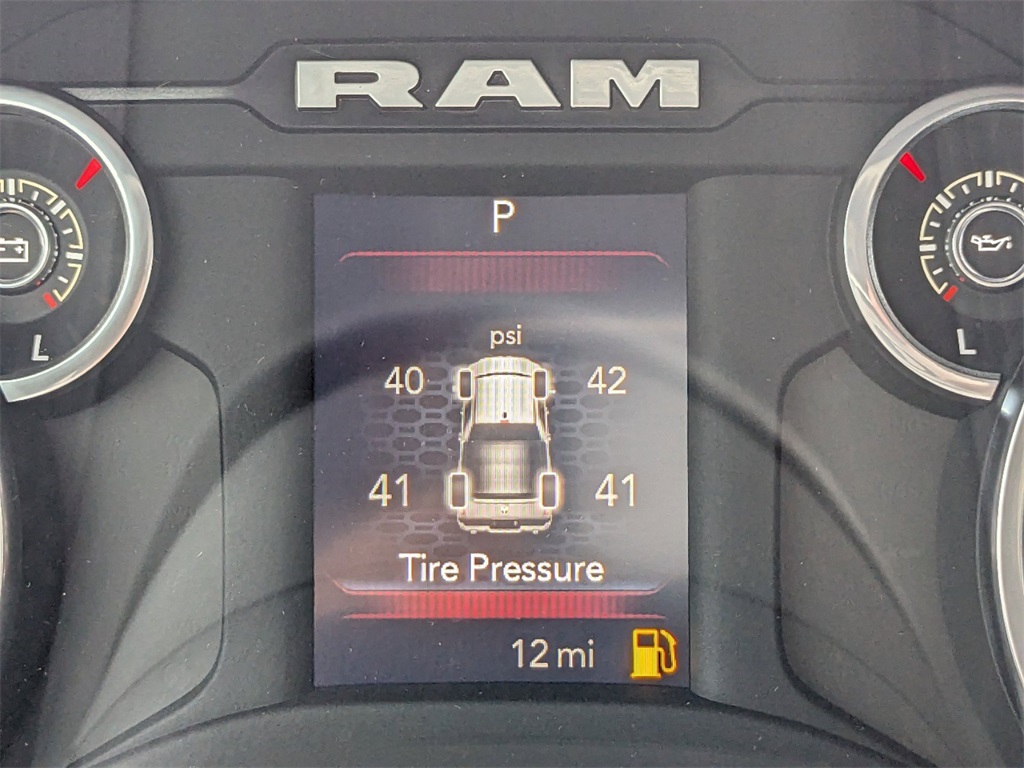 2025 Ram 1500 Tradesman photo 19