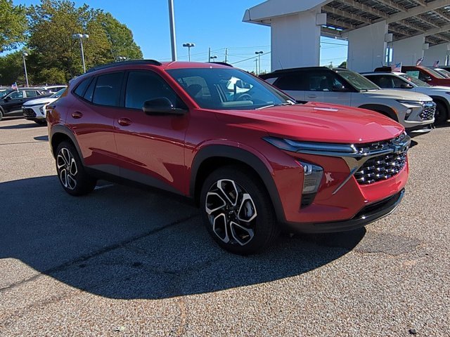 2026 Chevrolet Trax photo 2