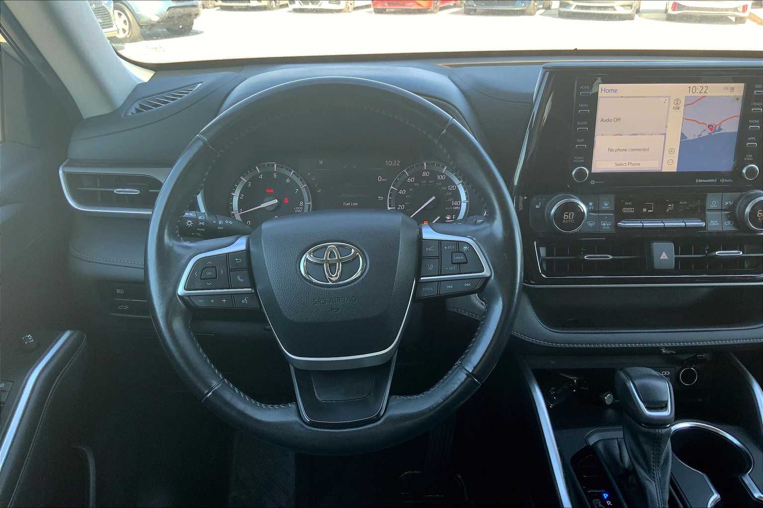 2022 Toyota Highlander XLE photo 4