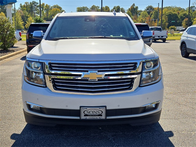 2020 Chevrolet Suburban Premier photo 3