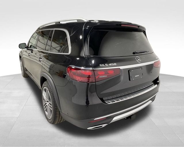 2025 Mercedes Benz GLS 450 4MATIC photo 4