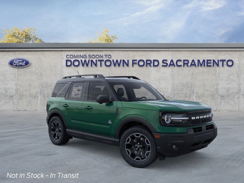2025 Ford Bronco Sport Outer Banks photo 2